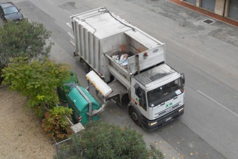 Αποκομιδή απορριμμάτων